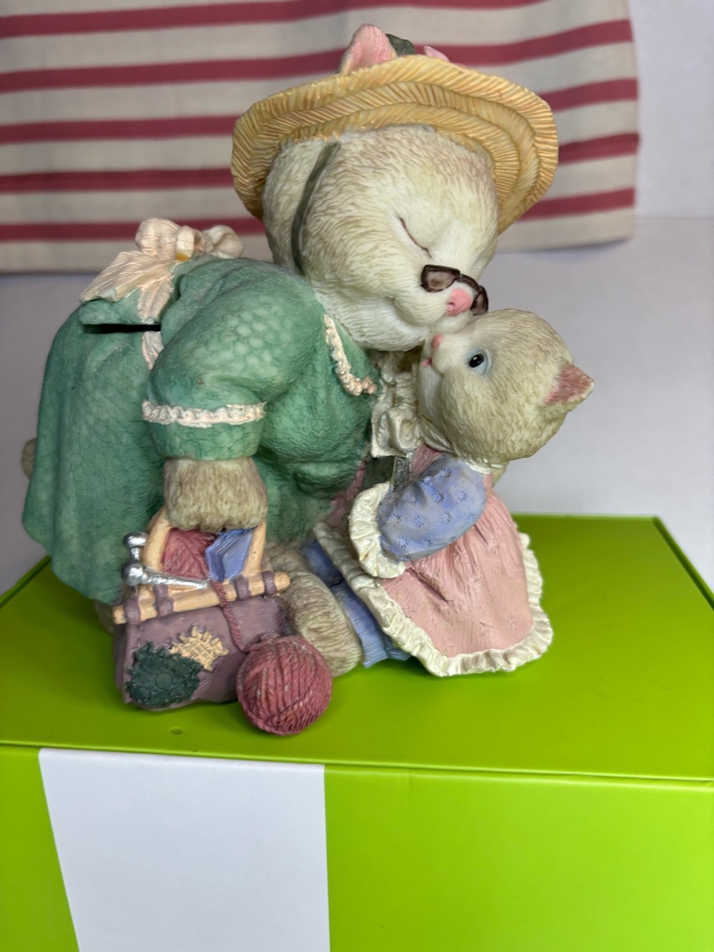 Hand-Painted resin Mother and Kitten Figurine - bank. Green, Pink, Cream